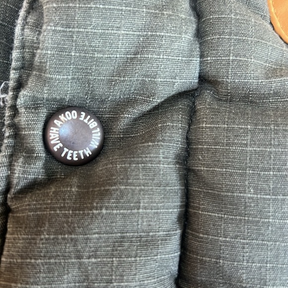 AKOO army green Vest Puffer Jacket camp Print Pockets. Men’s. Size 3XL - Picture 5 of 14